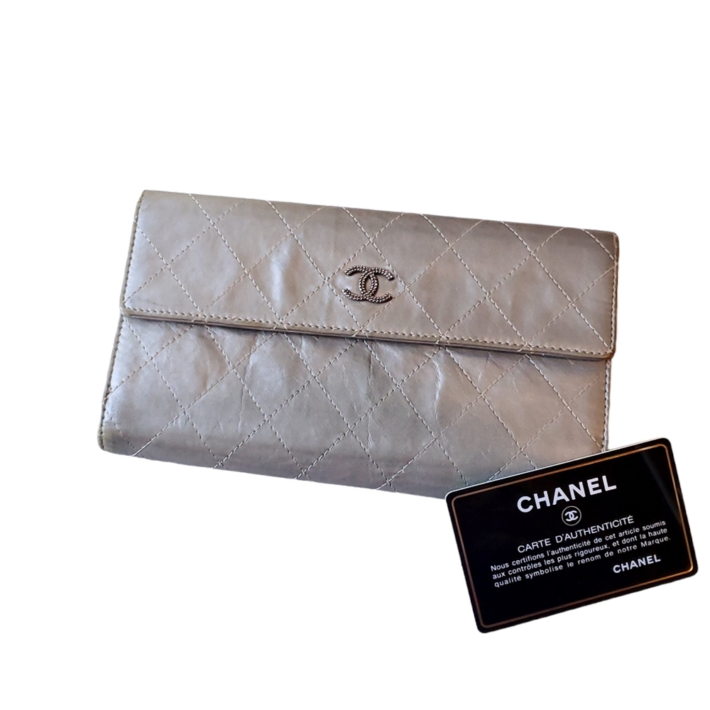 Chanel Palette 2011 Silver Pink Lozenge Quilting Flap Long Wallet Shimmering